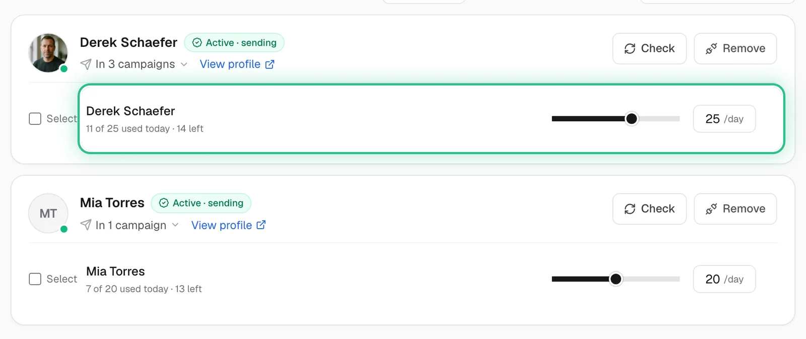 Connected LinkedIn accounts, each with its own daily limit, with 25 a day ringed on the first